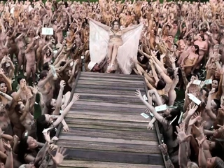 PERVERSE FAMILY – Shocking Vaginal Squirting