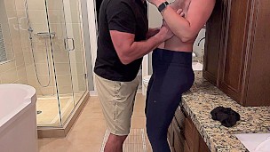 Real Amateur Couple Fucking in bathroom Cum make me wet 💦❤️